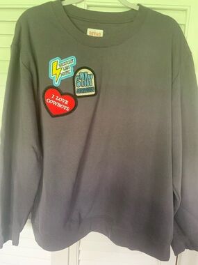 Patch sweatshirt